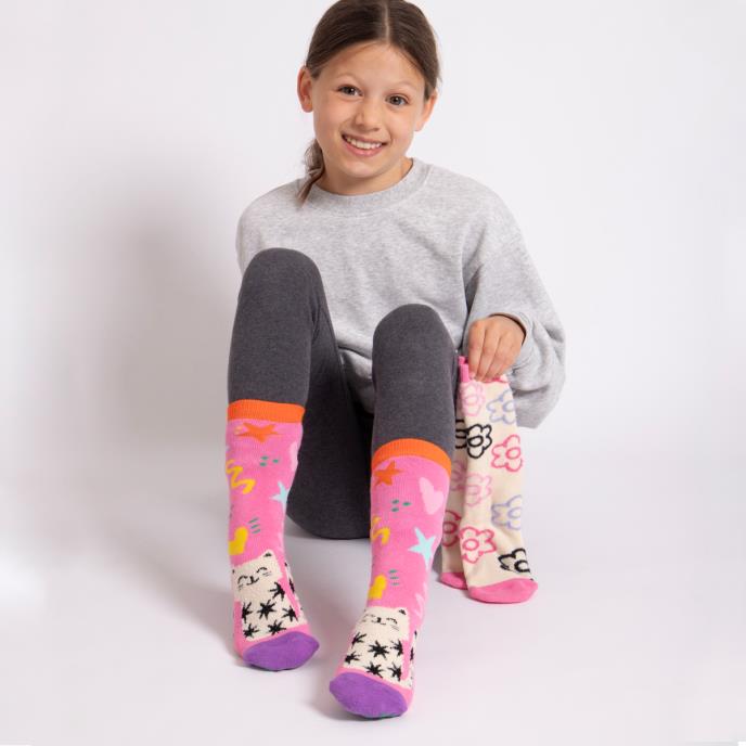 totes toasties® Kids Original Slipper-Sox (Twin Pack) Cat With Flower Extra Image 4